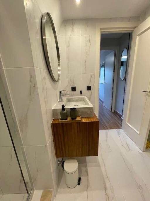Estupendo Duplex A 5 Min Andando De La Playa Apartment Marbella Luaran gambar